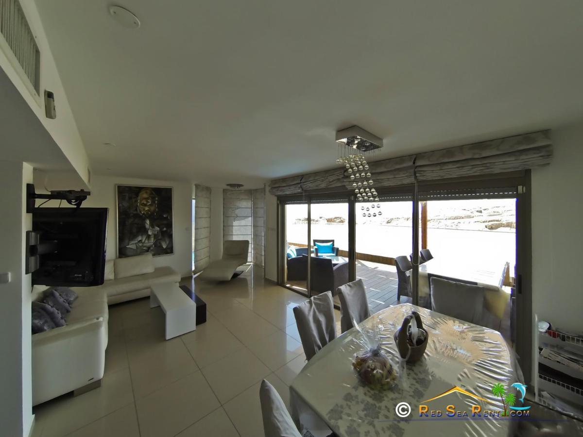 Exclusif Apartment By The Sea Ейлат Екстериор снимка