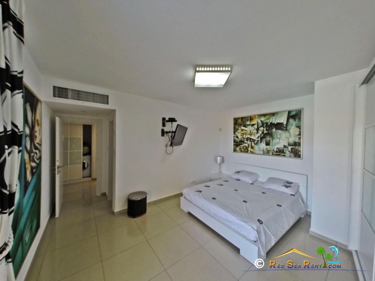 Exclusif Apartment By The Sea Ейлат Екстериор снимка
