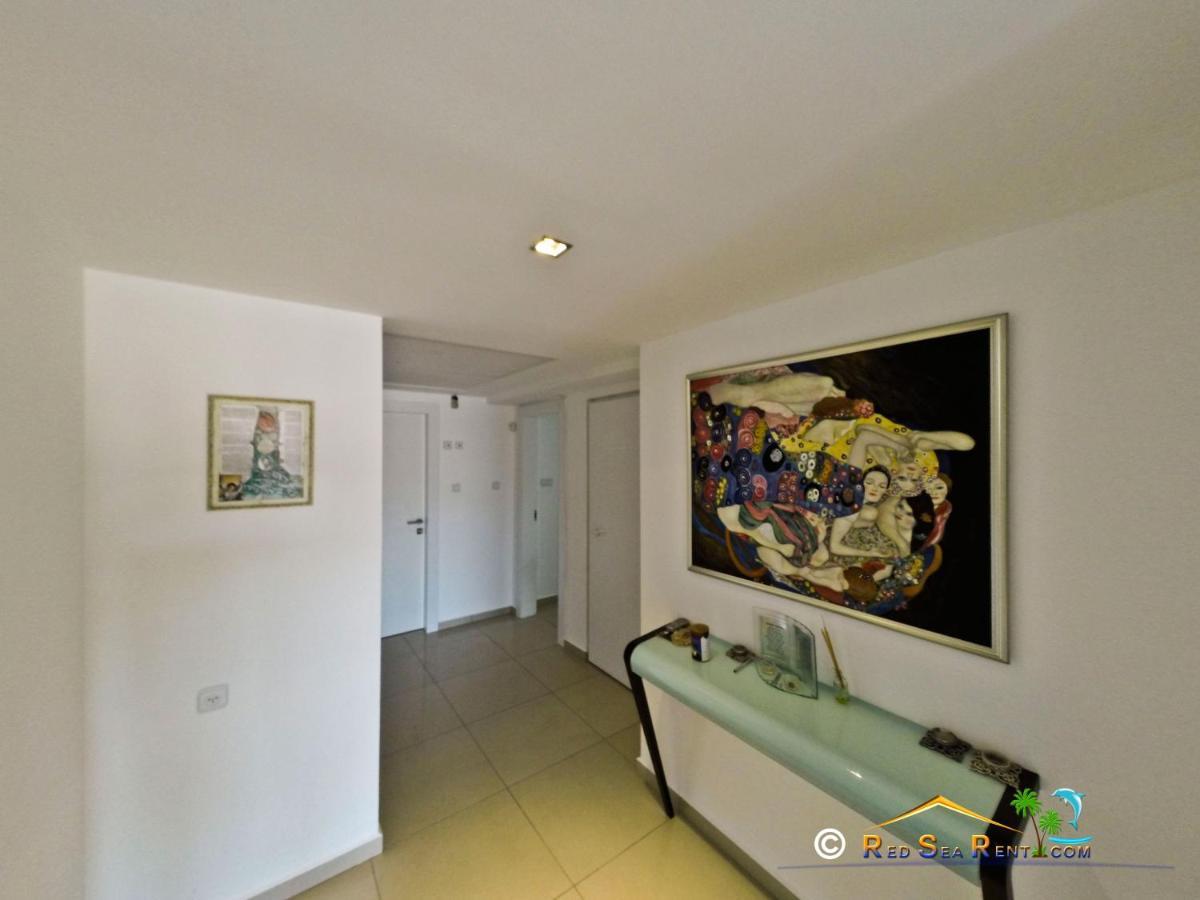 Exclusif Apartment By The Sea Ейлат Екстериор снимка