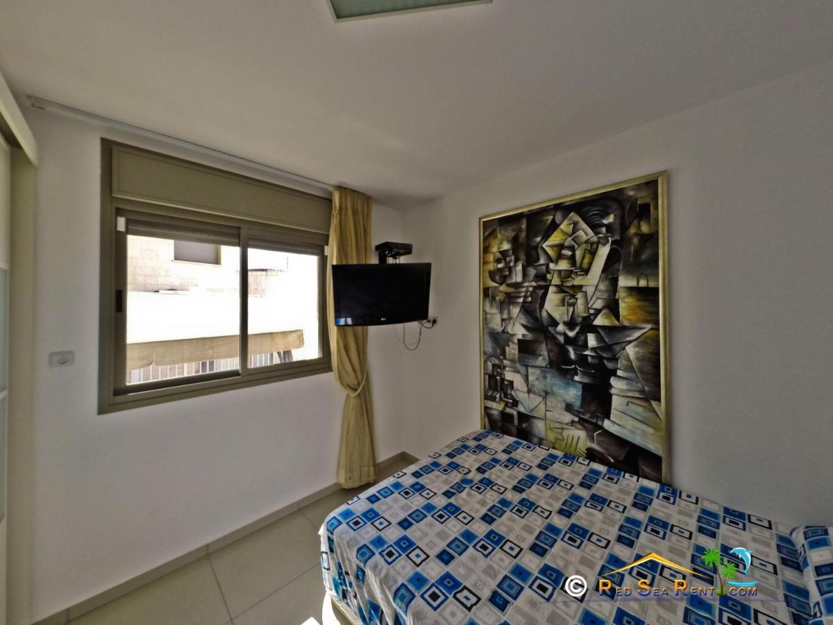 Exclusif Apartment By The Sea Ейлат Екстериор снимка